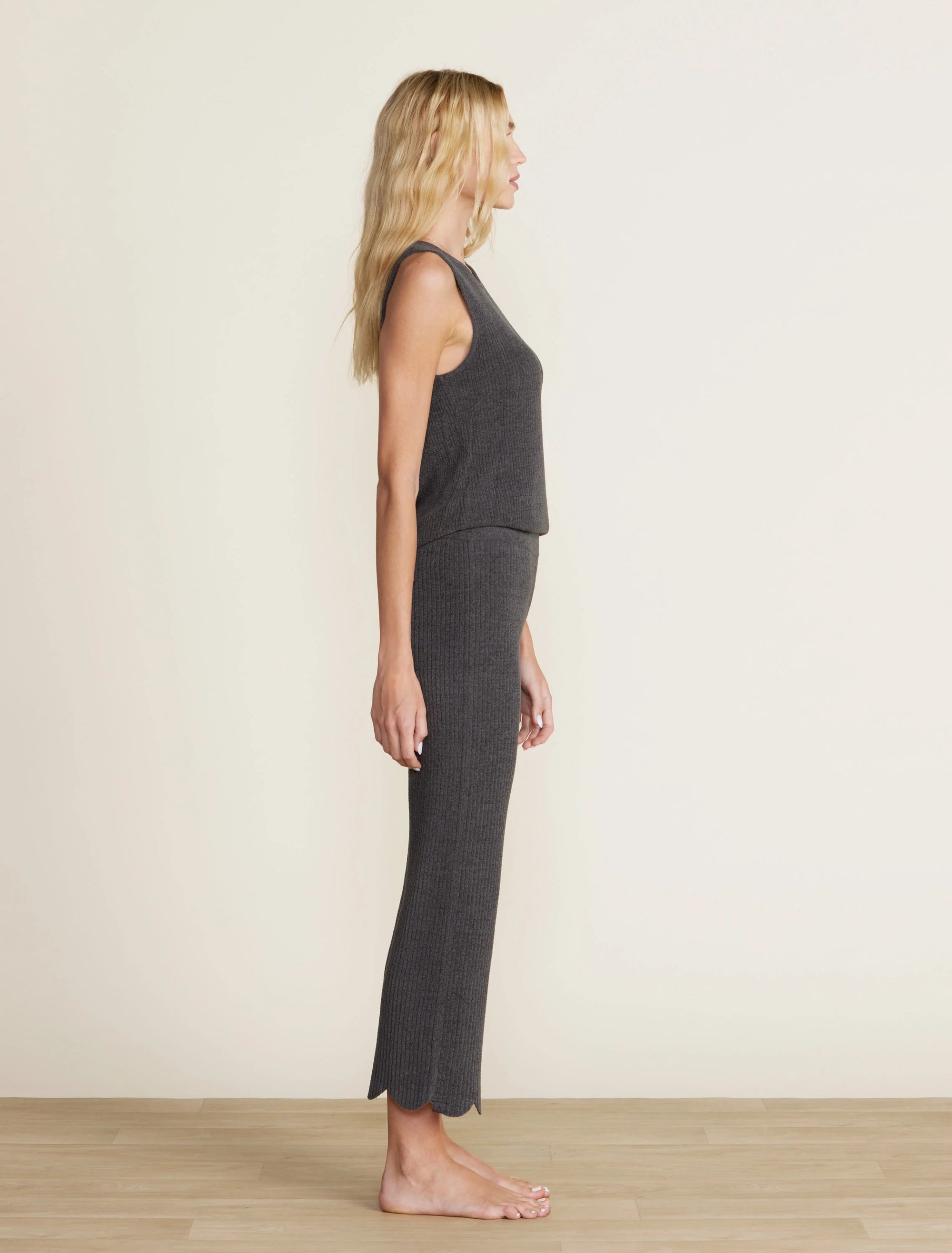 Scallop Cropped Pant
