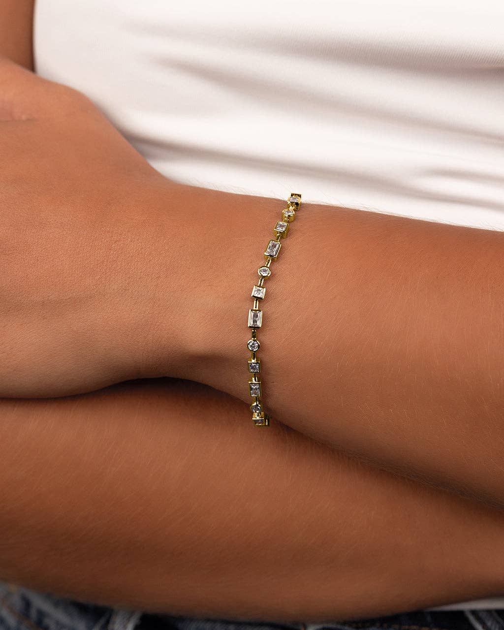 Staggered Stone Tennis Bracelet