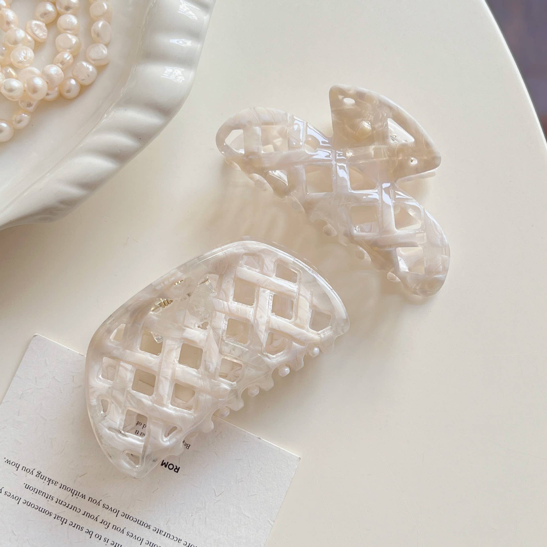 Woven Lattice Claw Clip