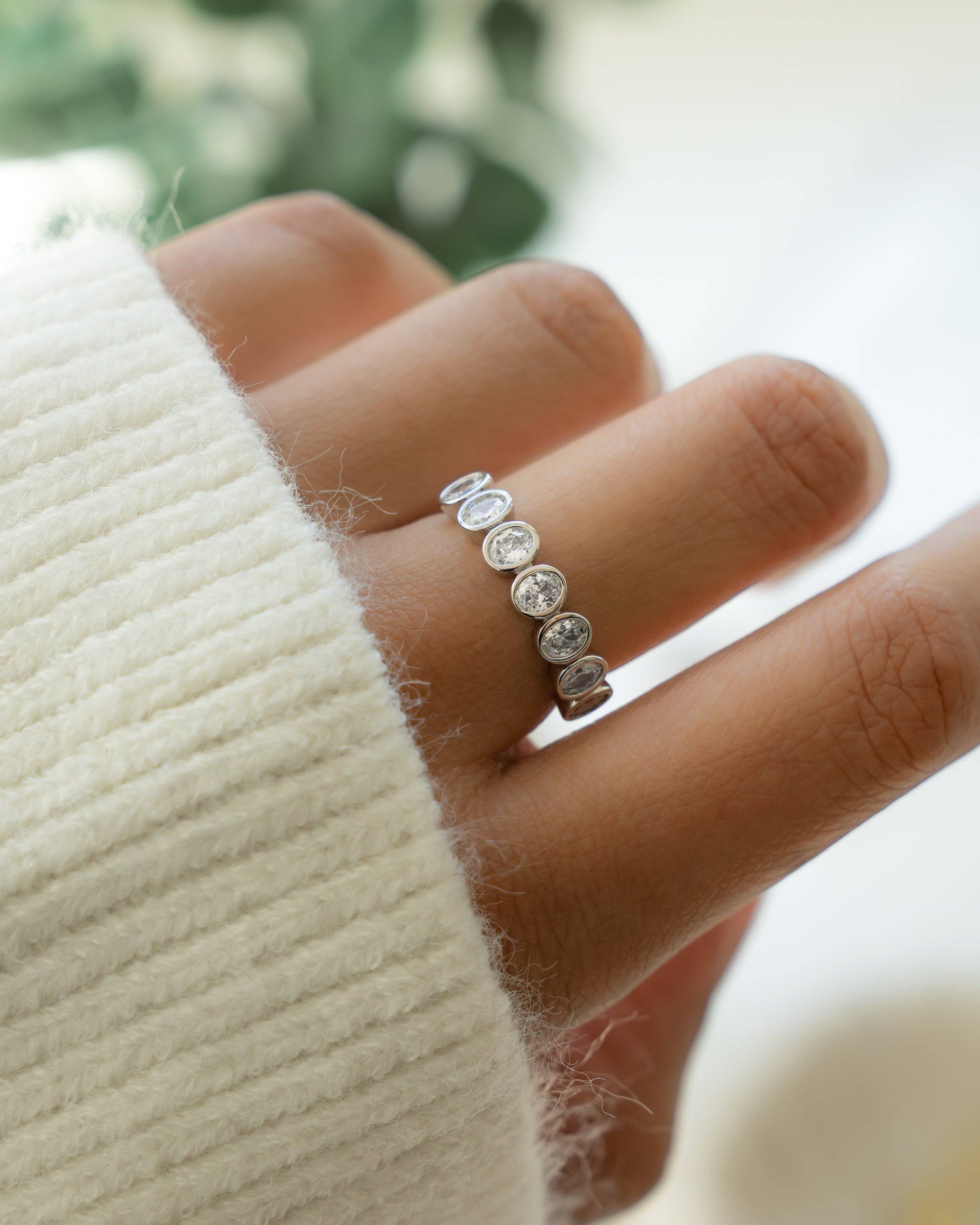 Oval Bezel Ring