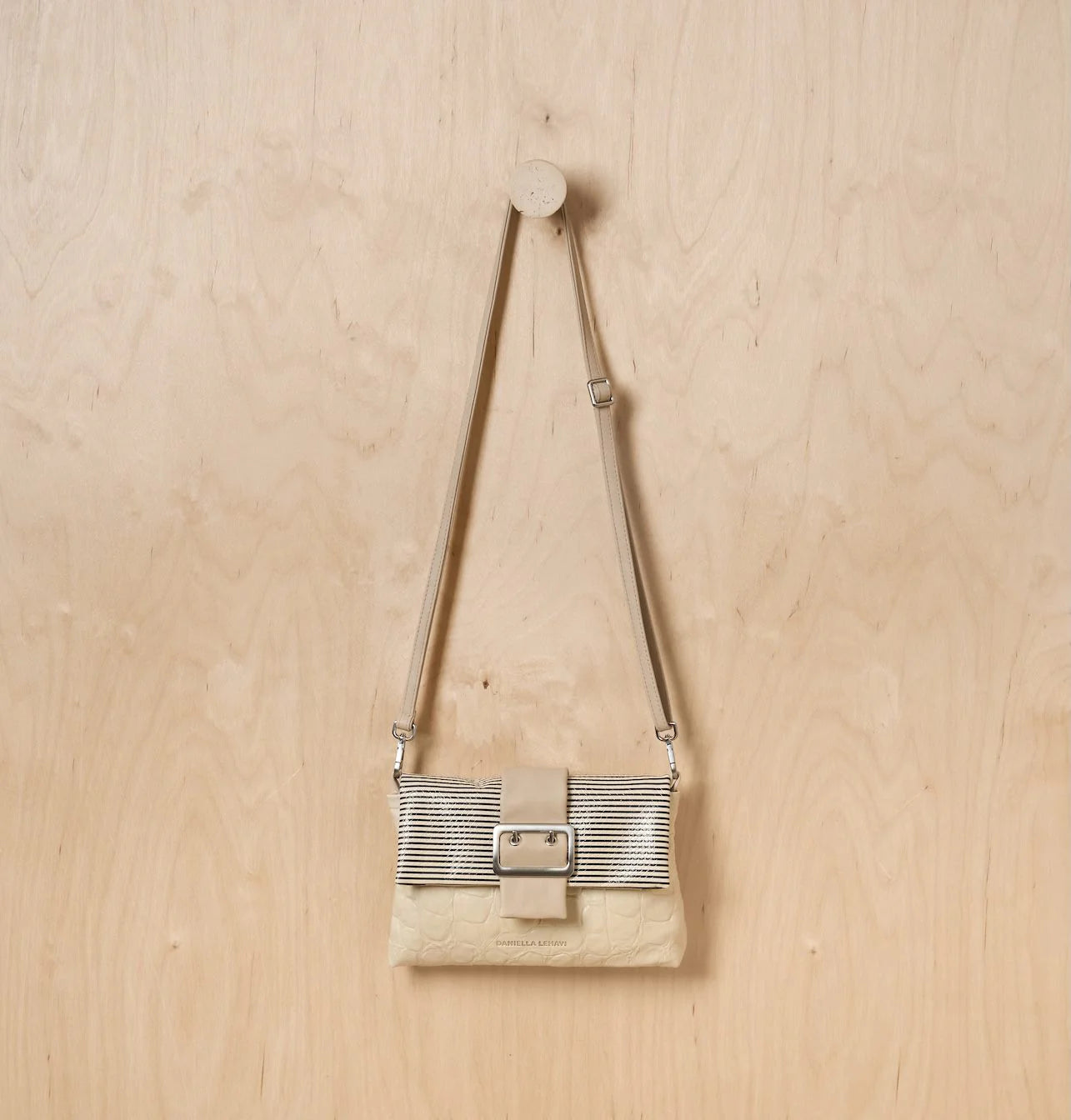 Nadia Clutch -Latte Croco