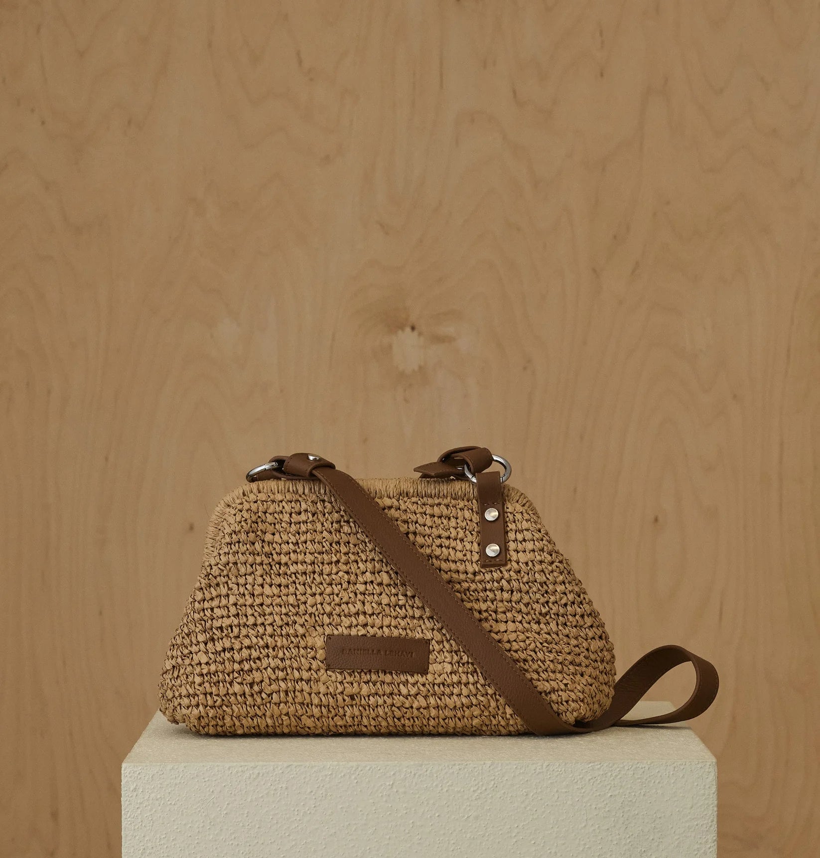 Casablanca Small Clutch - Tan Straw
