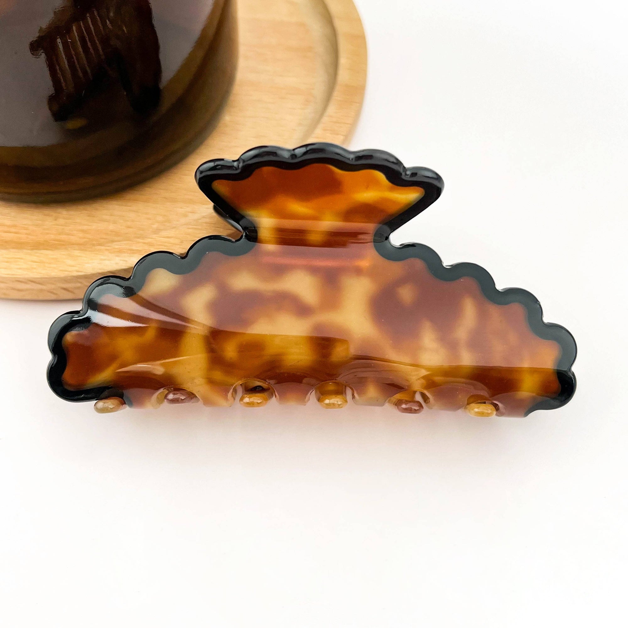 Wavy Edge Claw Clip