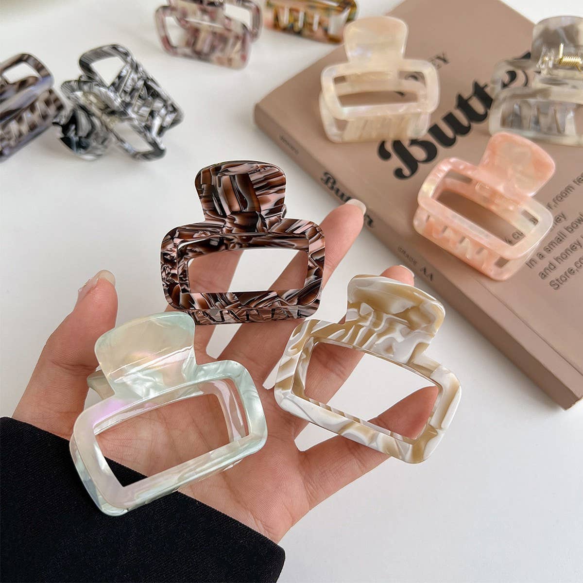 Hollow Square Hair Claw