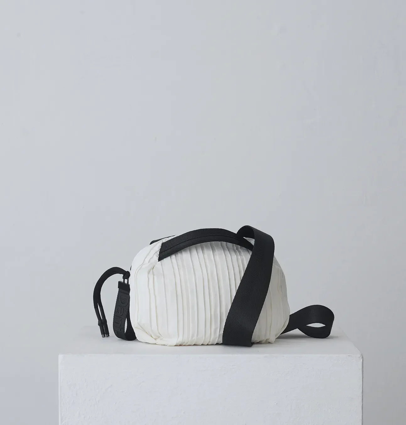 Frankie Mini Crossbody Bag - Pleated White
