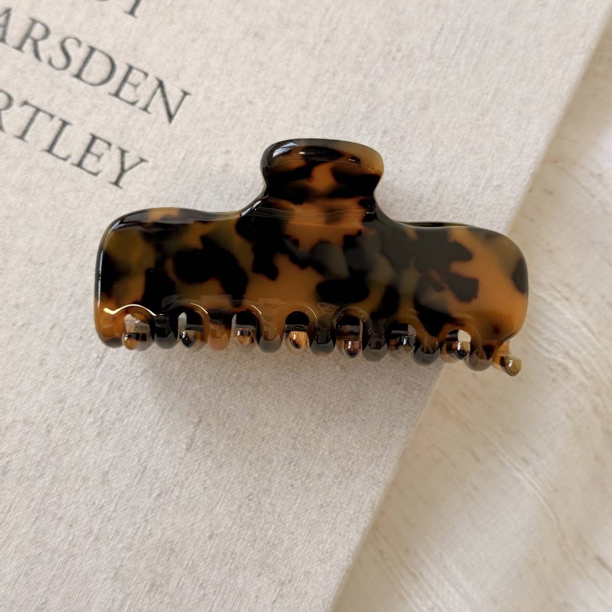 Luxe Tortoiseshell Claw Clip