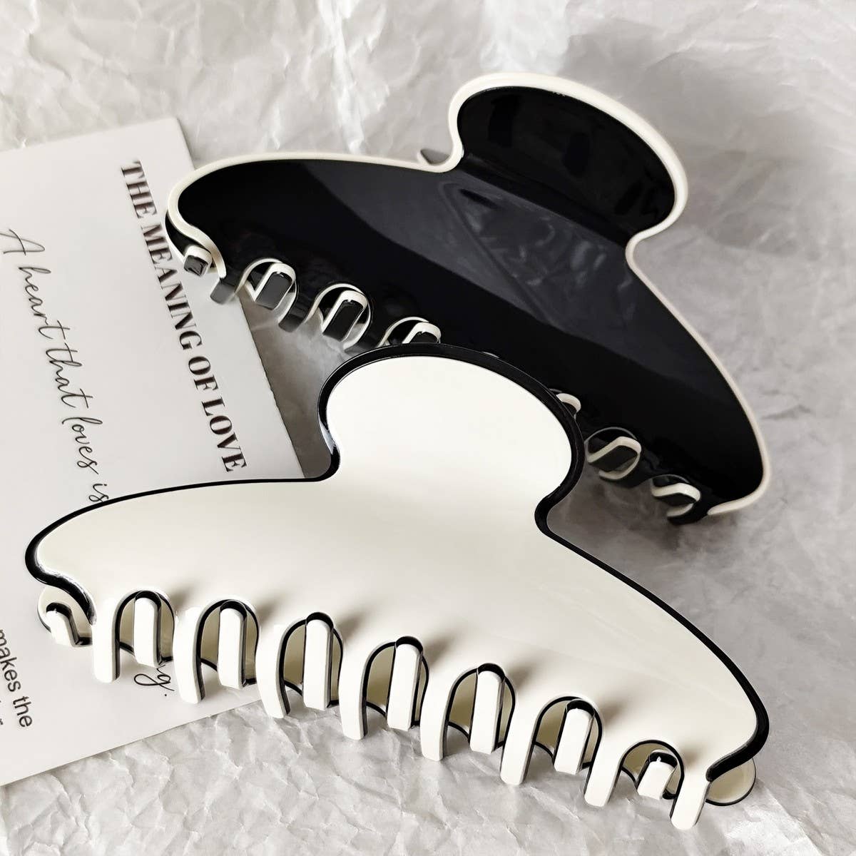 Elegant Contrast Hair Claw