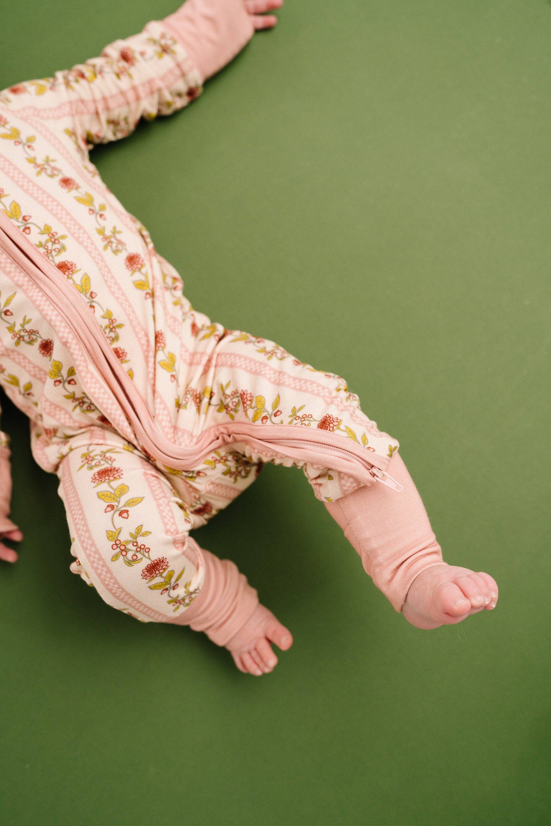 Baby Bamboo Sleeper: Vintage Floral Stripe