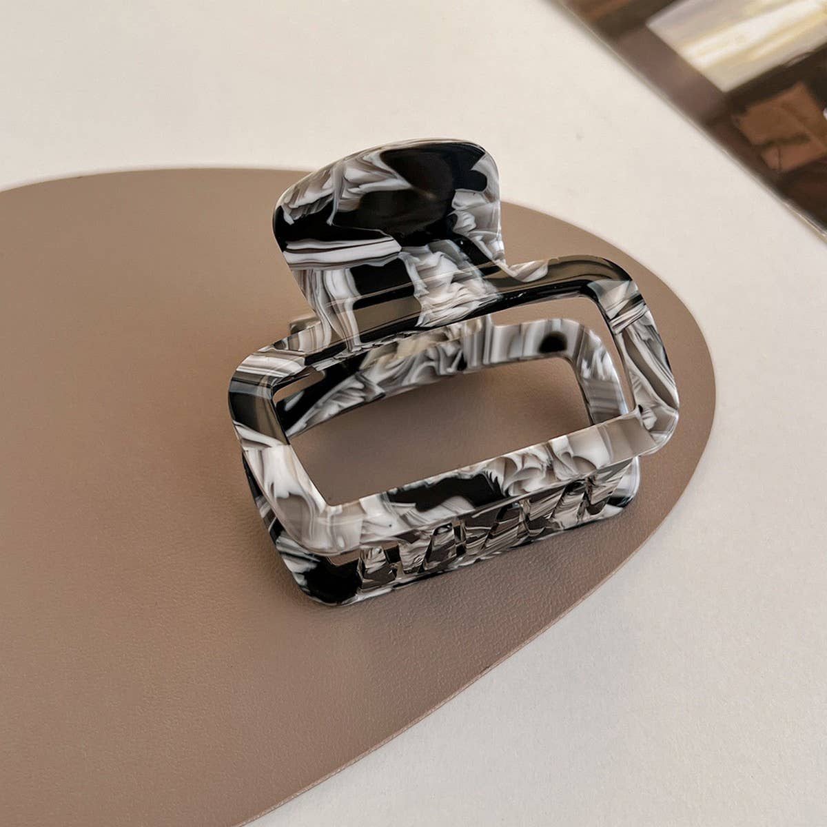Hollow Square Hair Claw