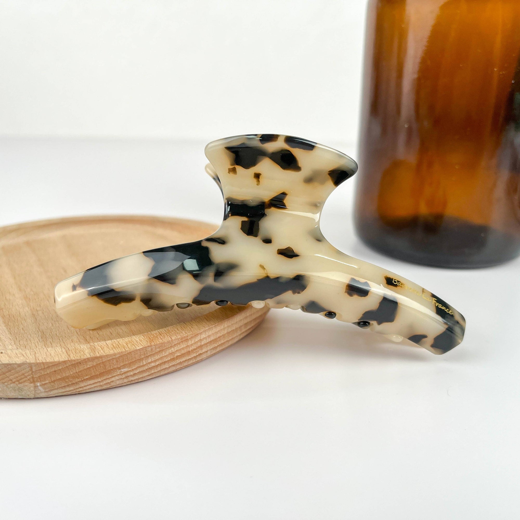Tortoise Curved Claw Clip