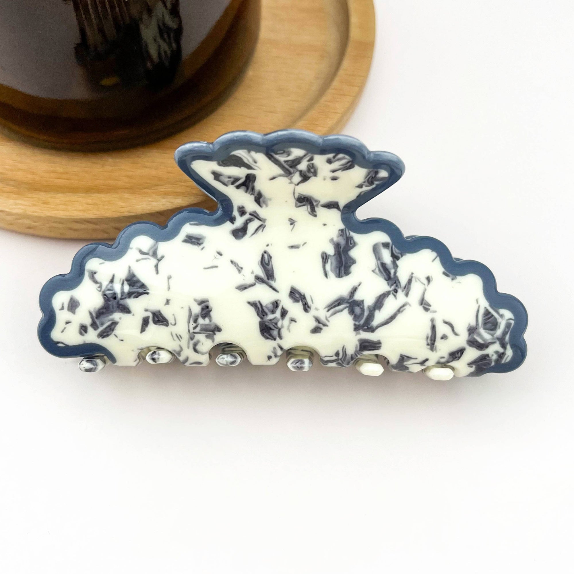 Wavy Edge Claw Clip