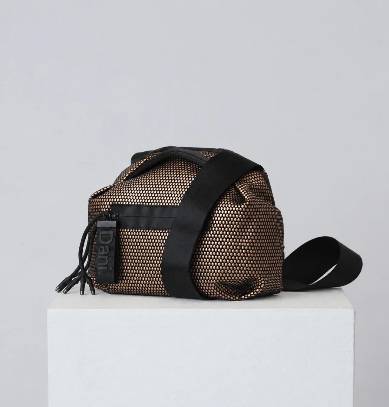 Bonnie Crossbody - Champagne