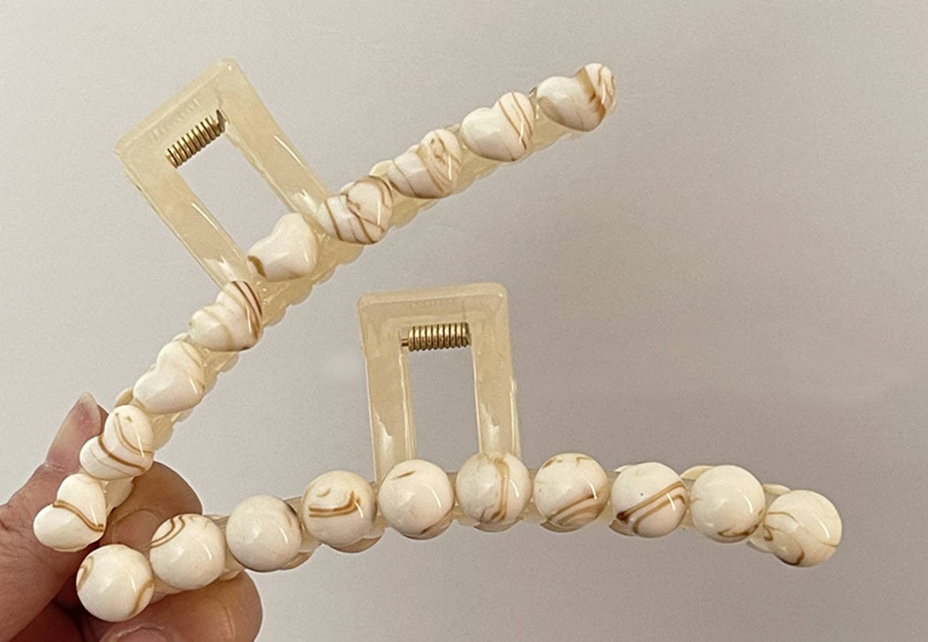 Marble Detail Hair Claw