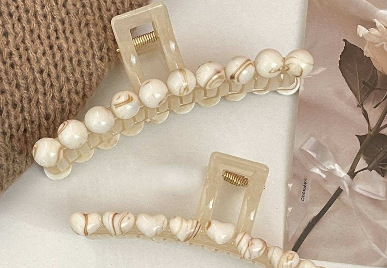 Marble Detail Hair Claw
