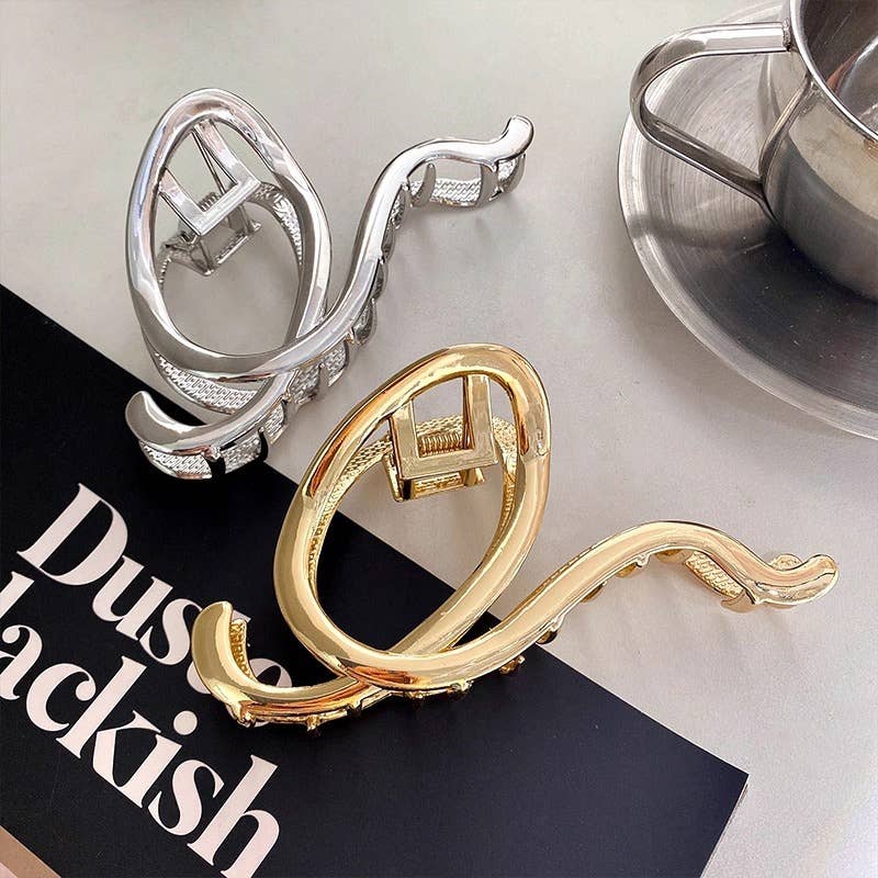 Abstract Gold Hair Claw