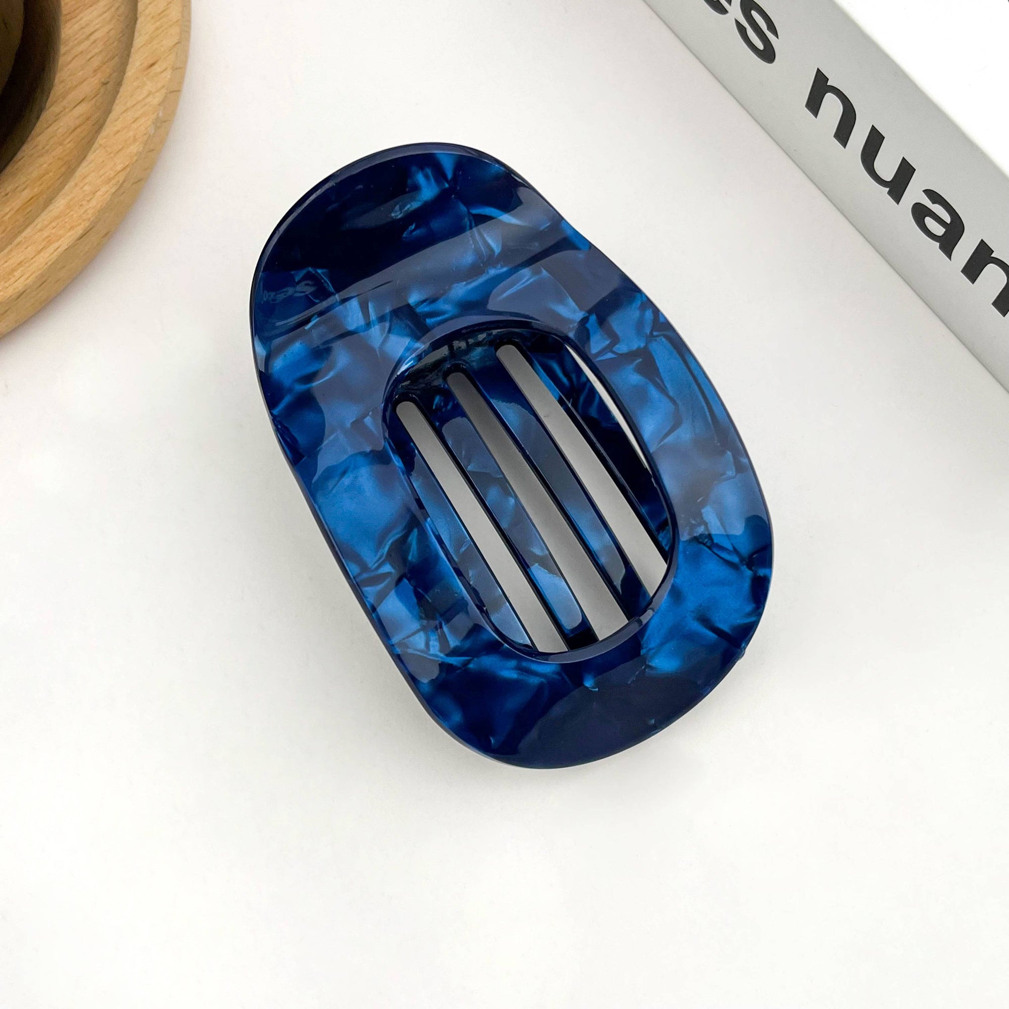 Flat Oval Claw Clip