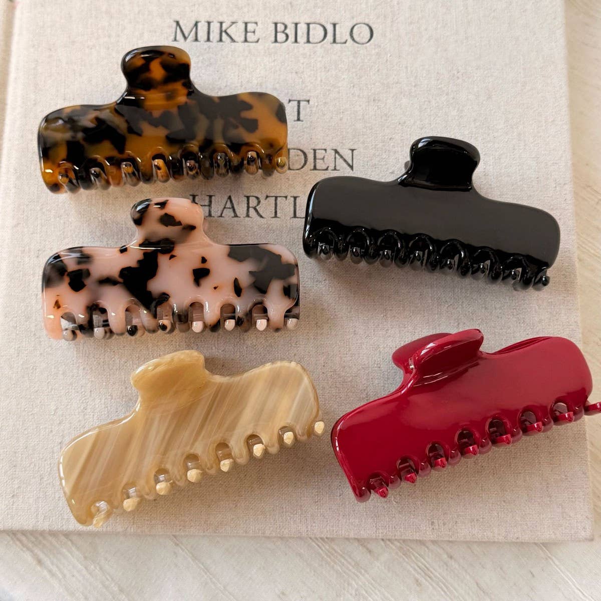 Luxe Tortoiseshell Claw Clip