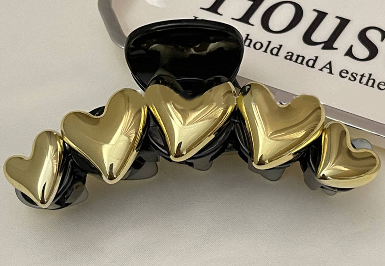 Contrast Metallic Heart Hair Claw