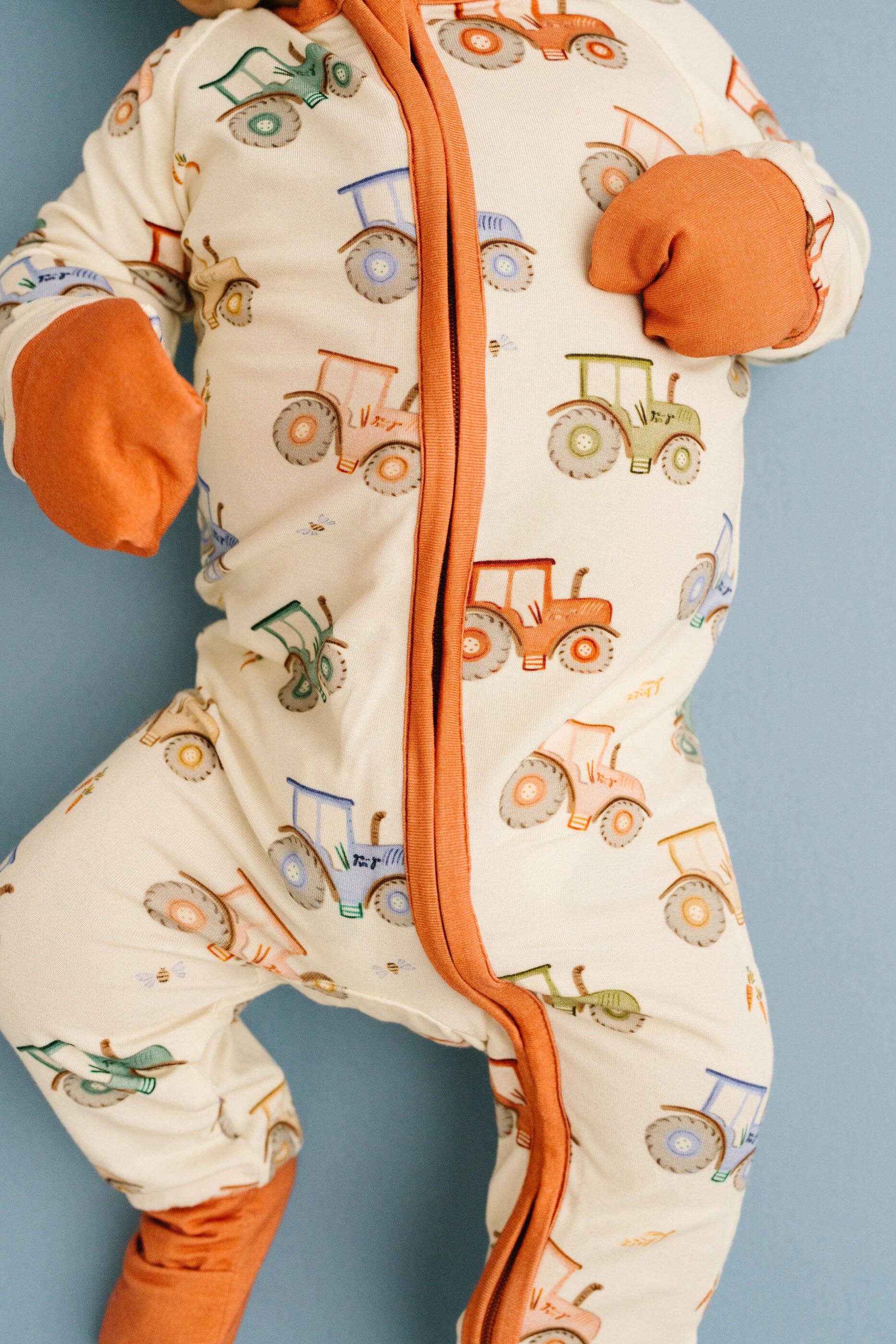 Baby Bamboo Sleeper: Tractor Ride
