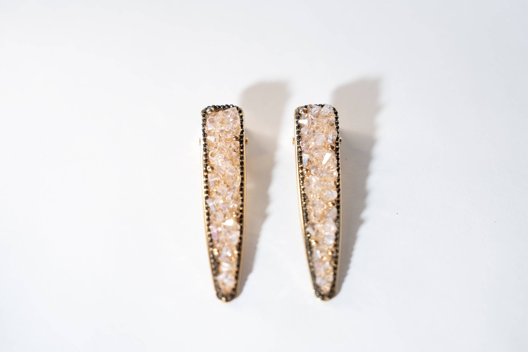 Scattered Crystals Hair Pin