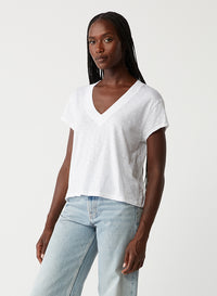 HARLAN CROPPED V-NECK TEE