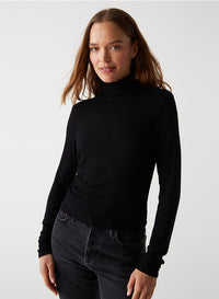 TARA CROP TURTLENECK