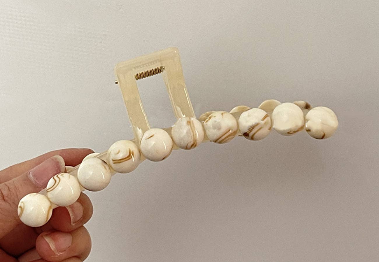 Marble Detail Hair Claw
