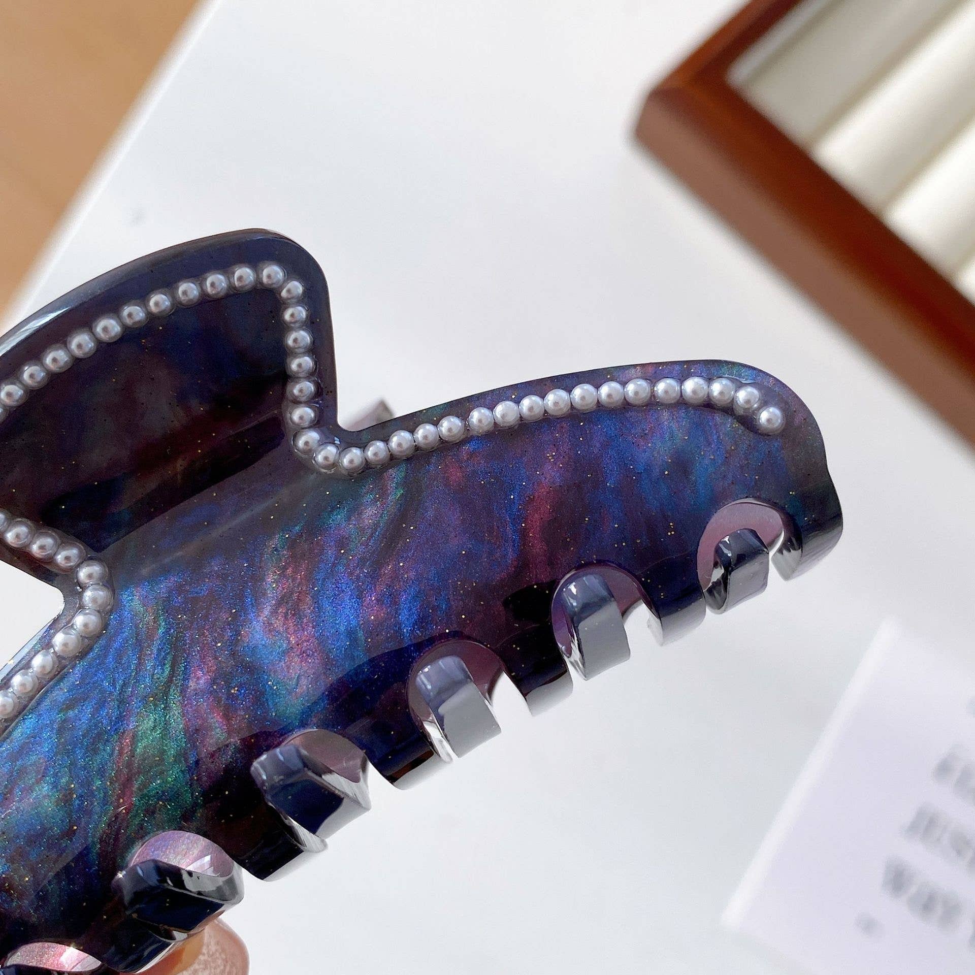 Pearl-Edged Marble Claw Clip