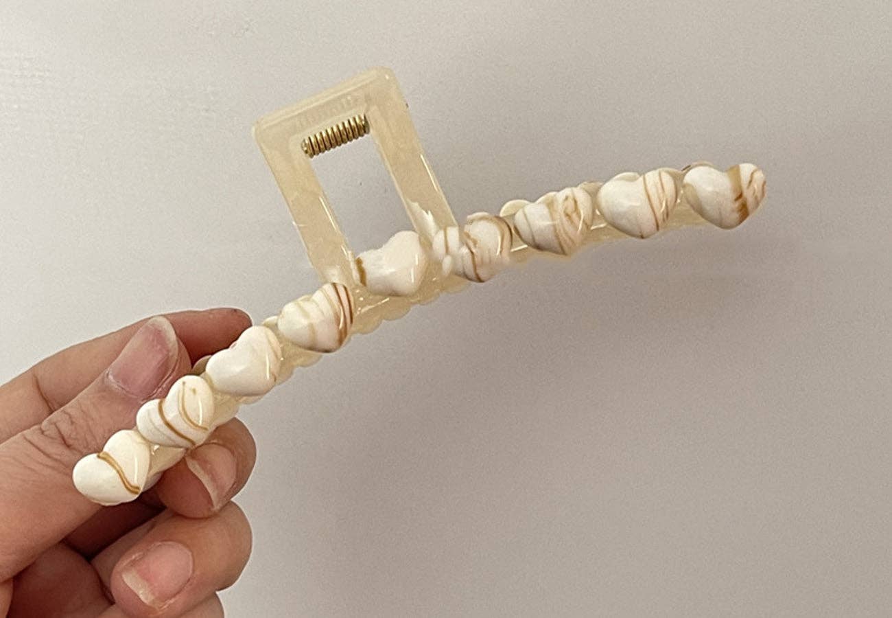 Marble Detail Hair Claw