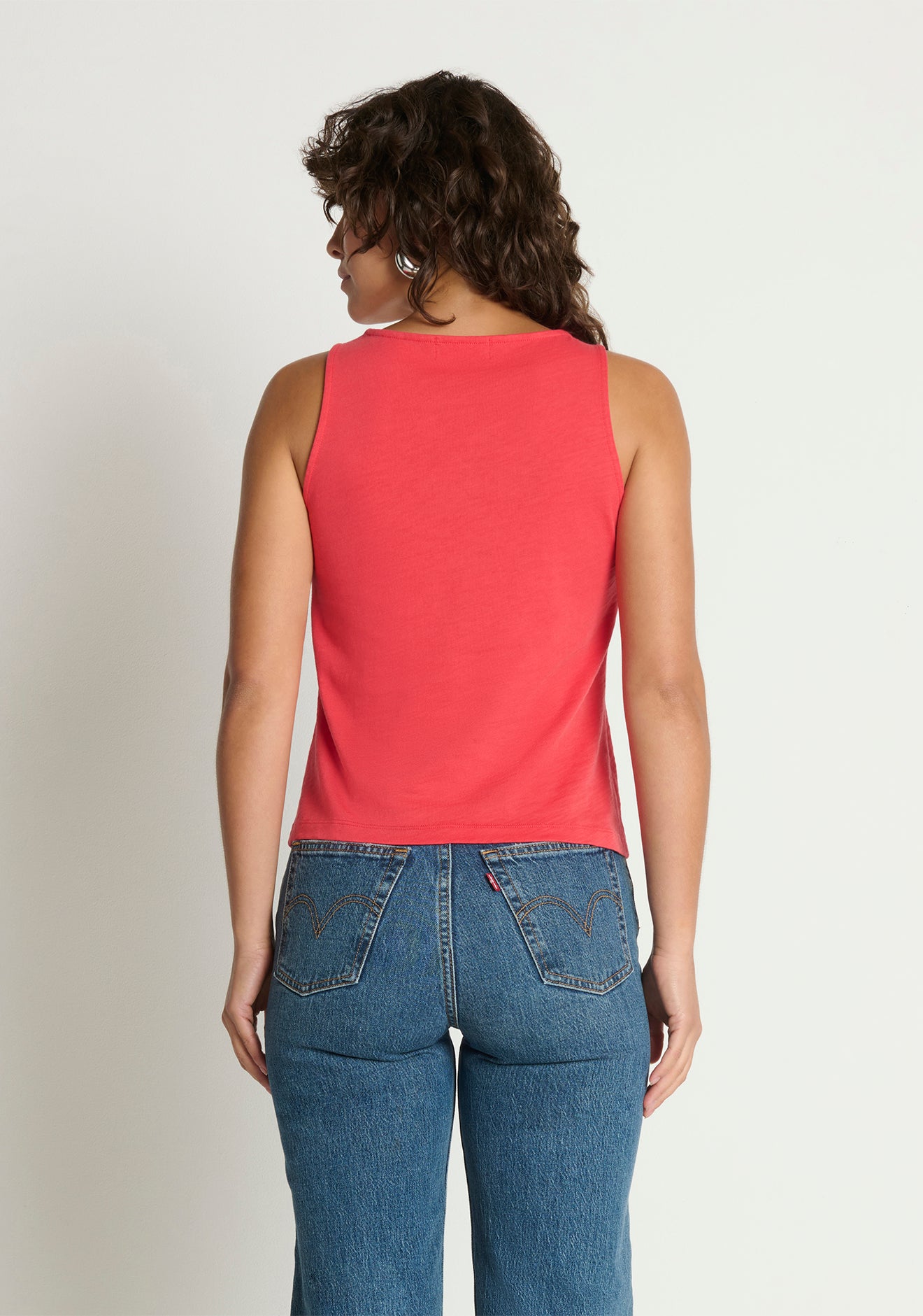 Audrey Keyhole Tank