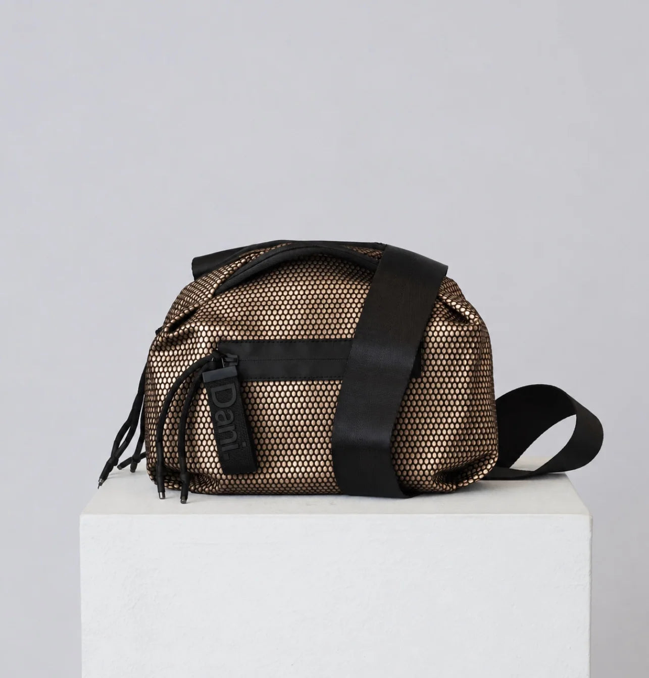 Bonnie Crossbody - Champagne
