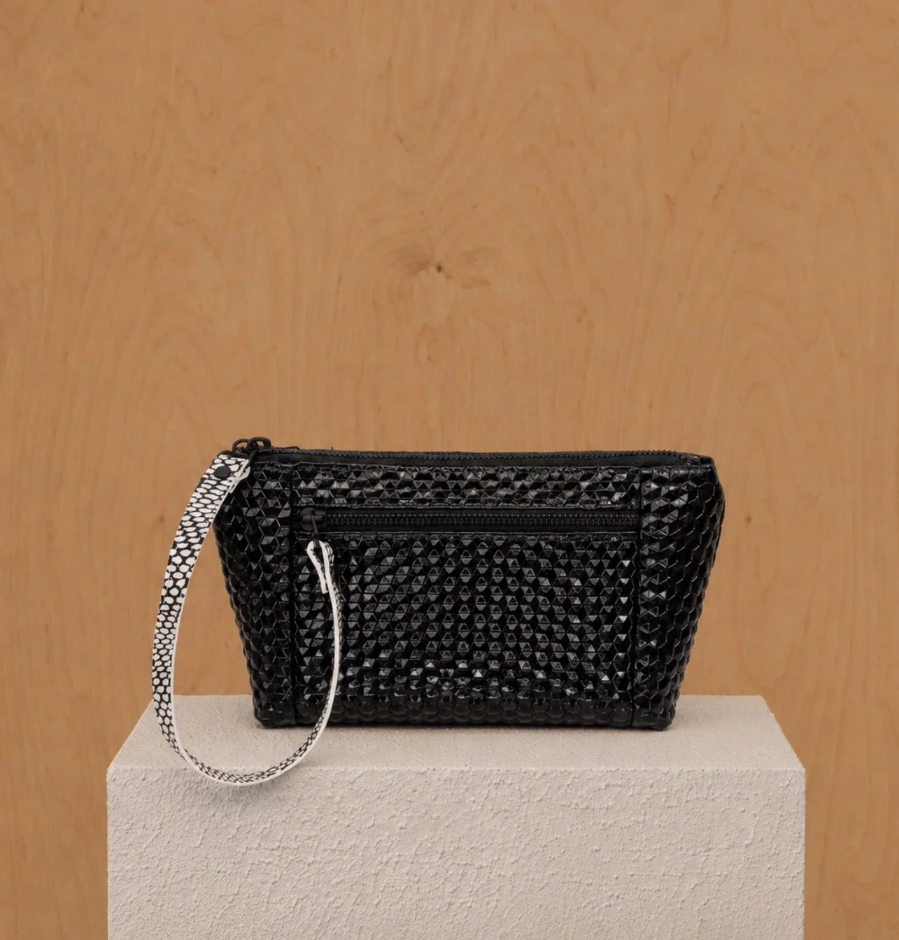 Lorrie Crossbody Clutch - Cobra 3D