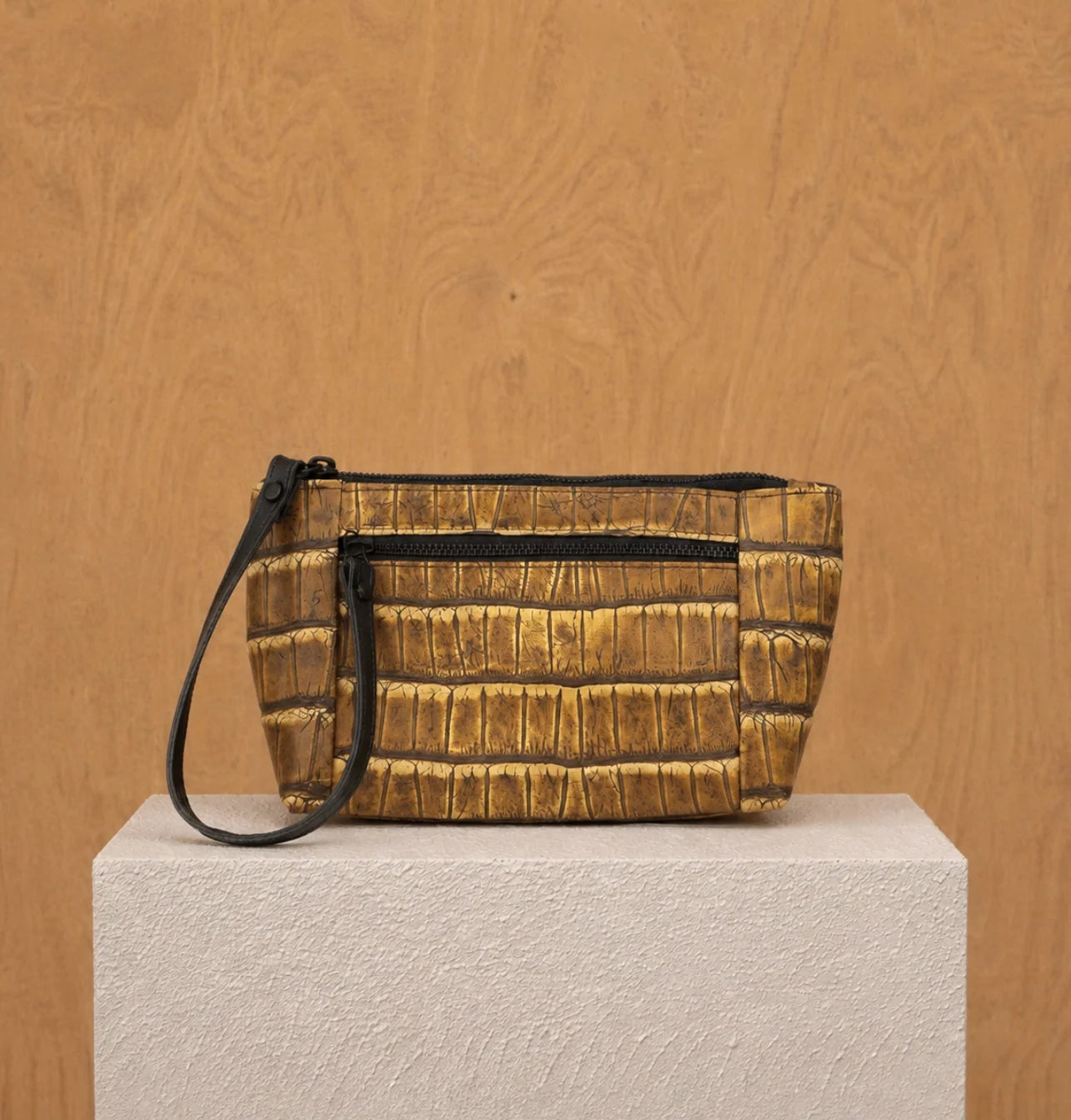 Lorrie Crossbody Clutch - Brunette Croco