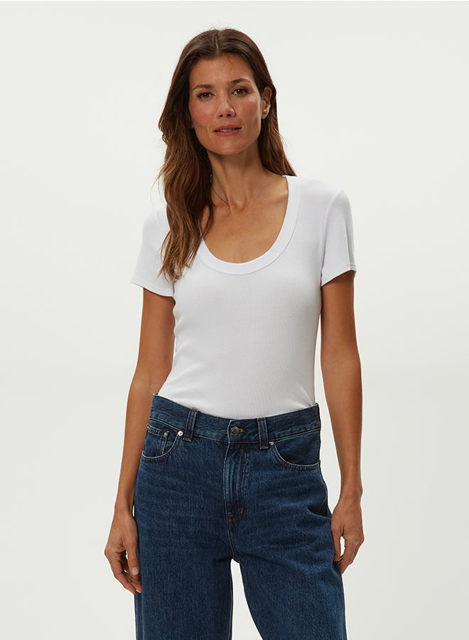 CALLA SCOOPNECK TEE