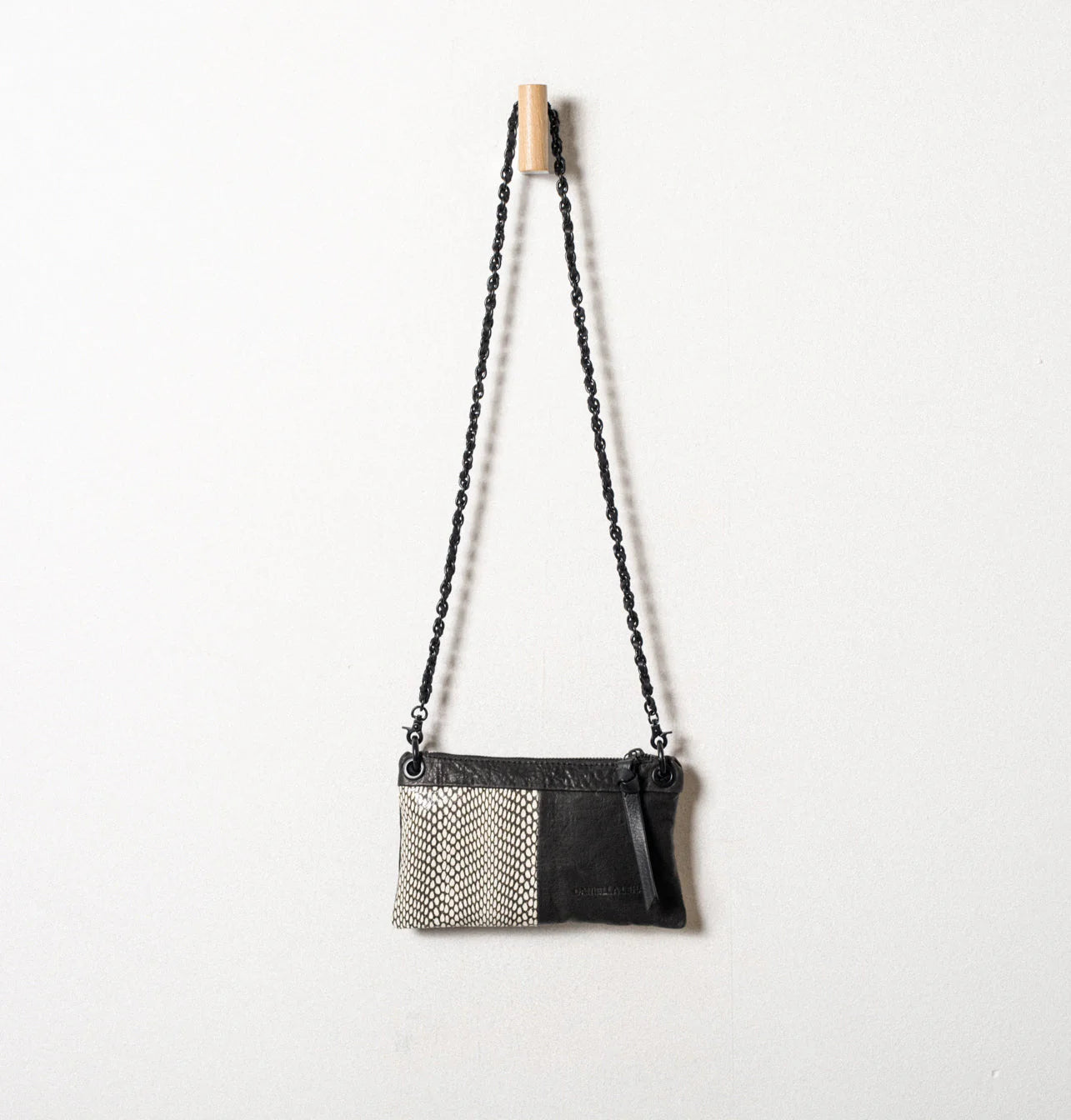 Malika Clutch - Black & White