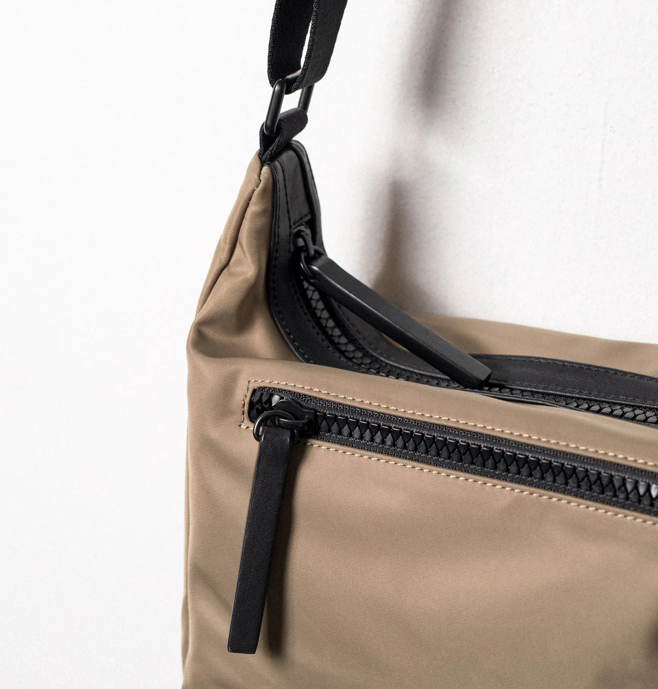 Porto Crossbody Bag -Olive