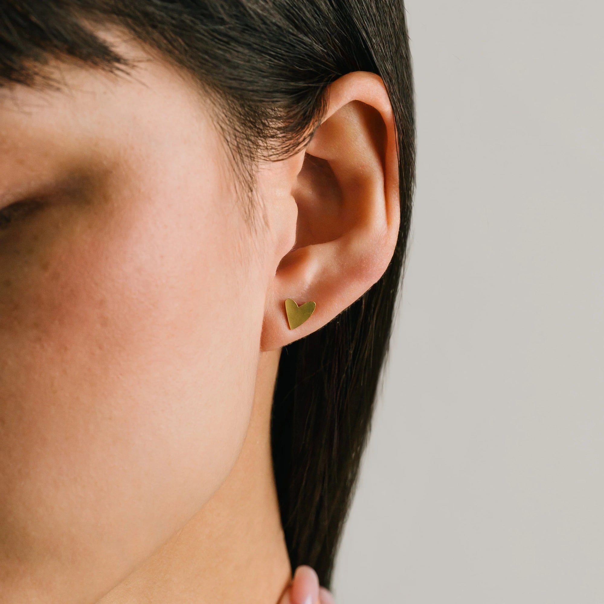 Flirt Heart Studs