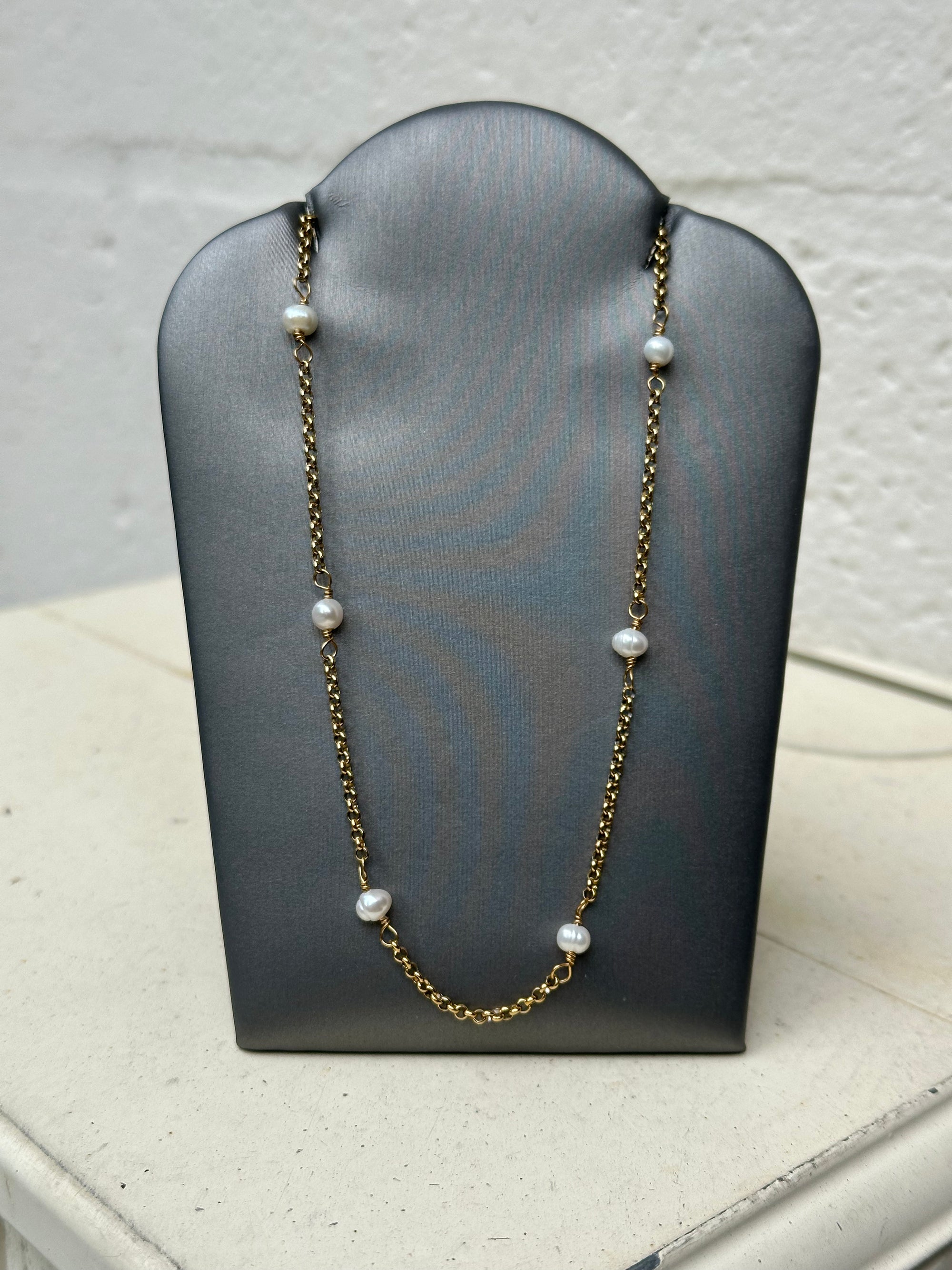 Pearl Satellite Chain