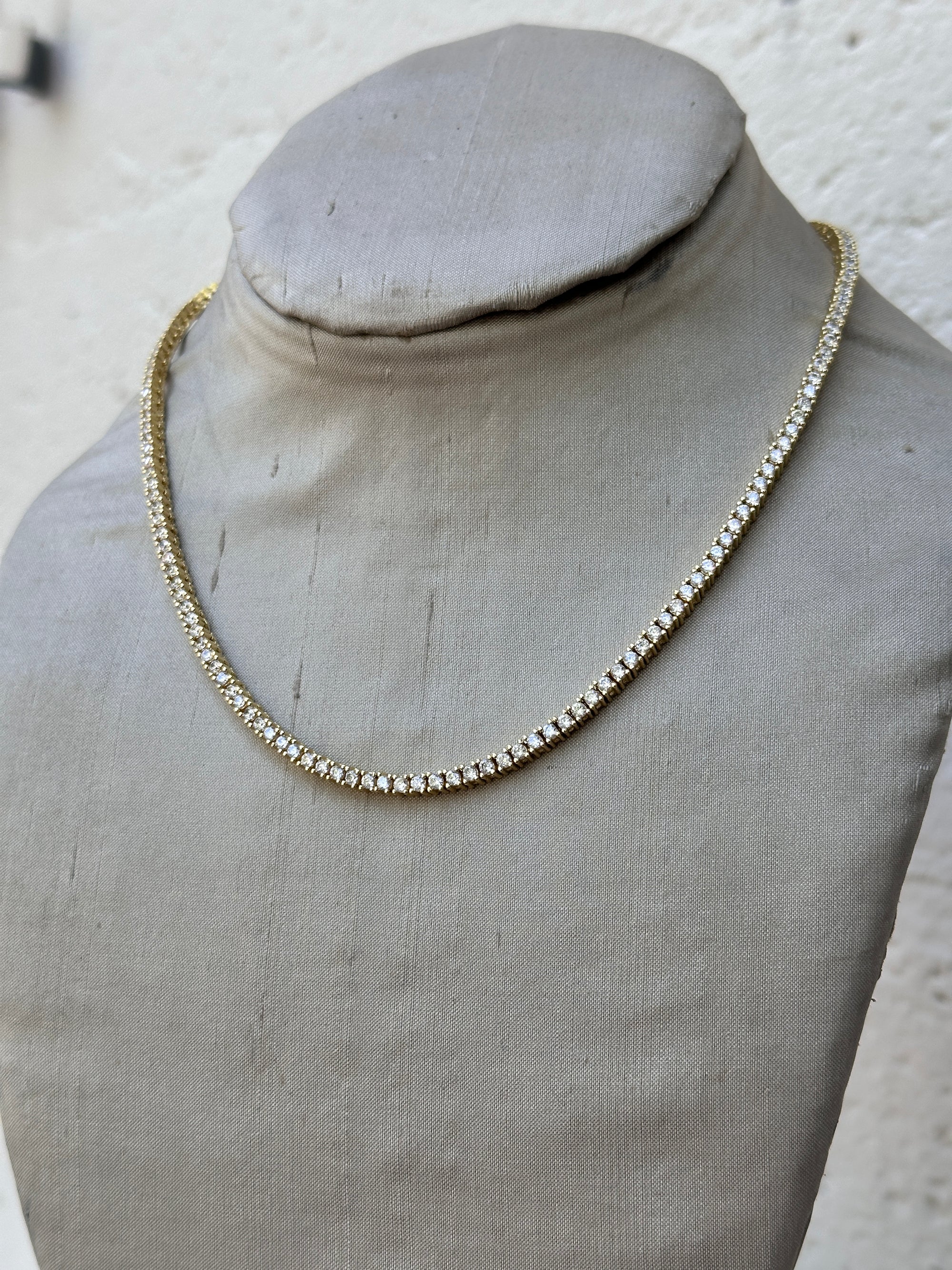 Classic Tennis Choker