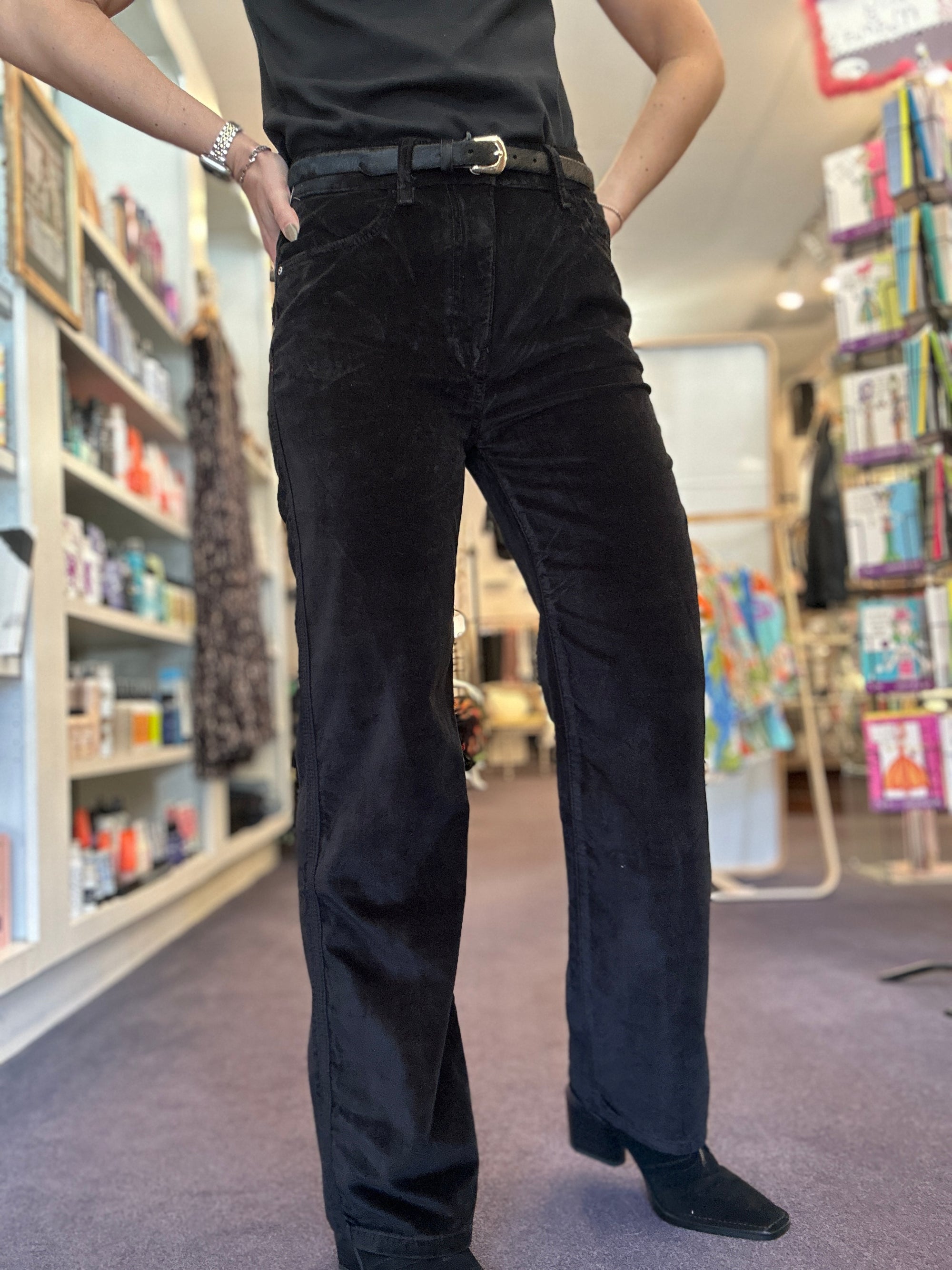 90's Straight Leg in Midnight Velvet