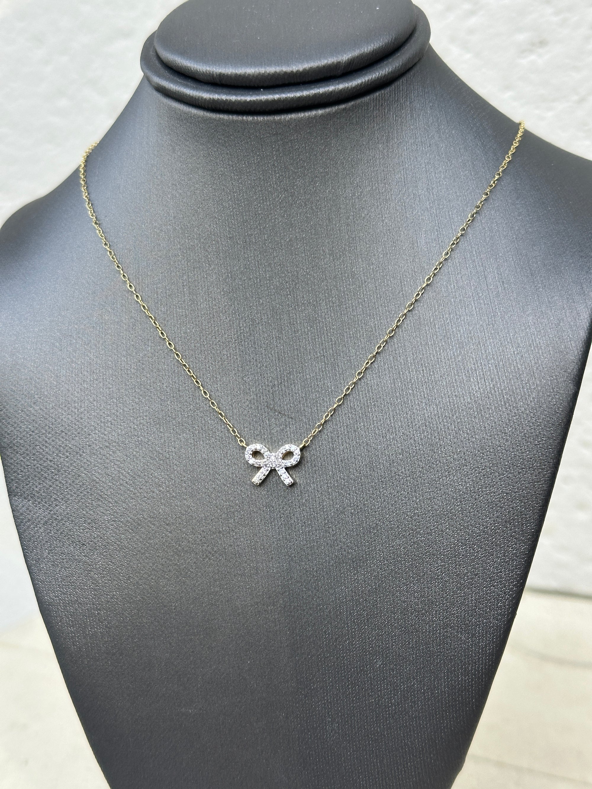 Diamond Ribbon Necklace