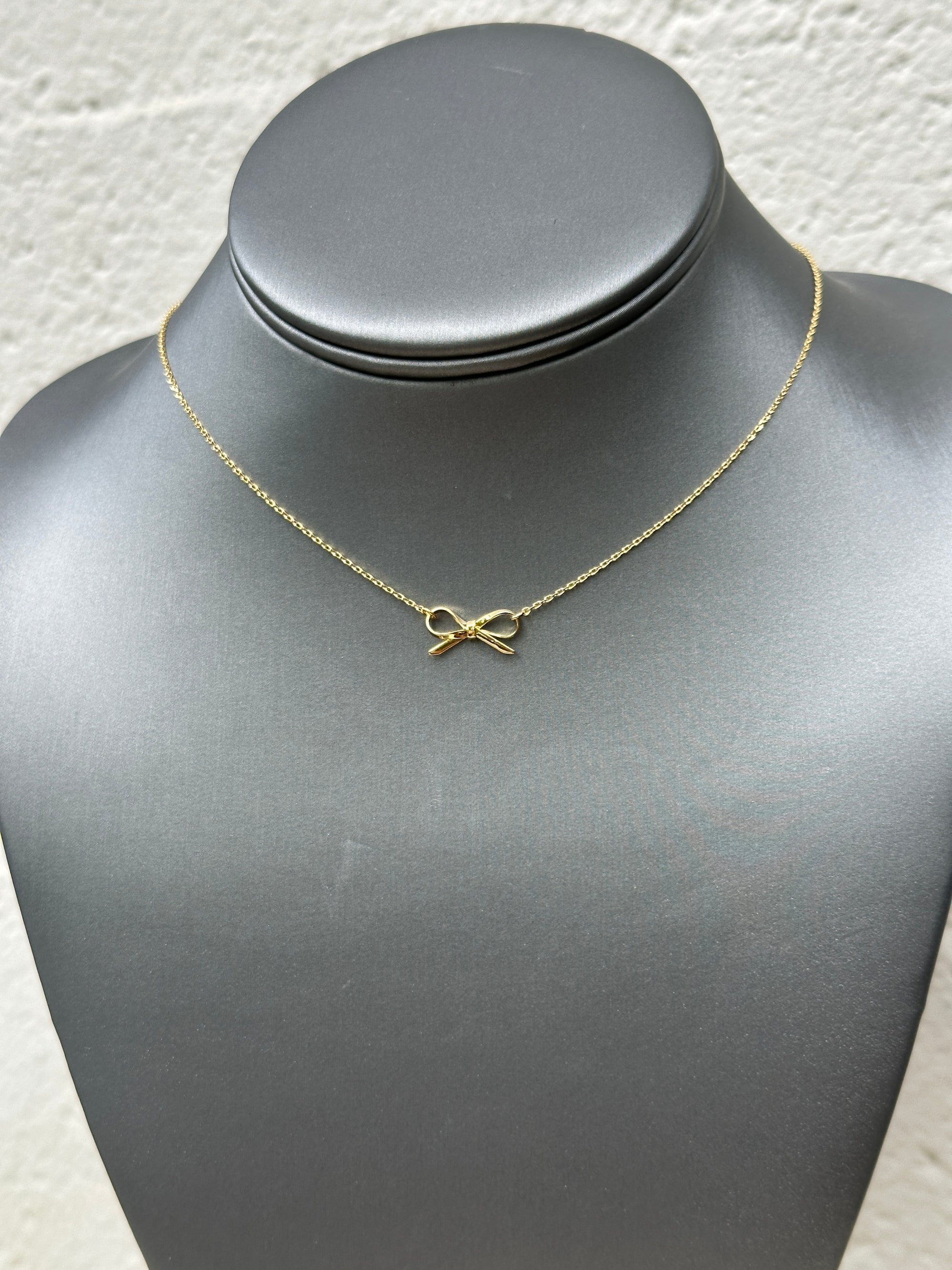 Ribbon Bow Pendant Necklace