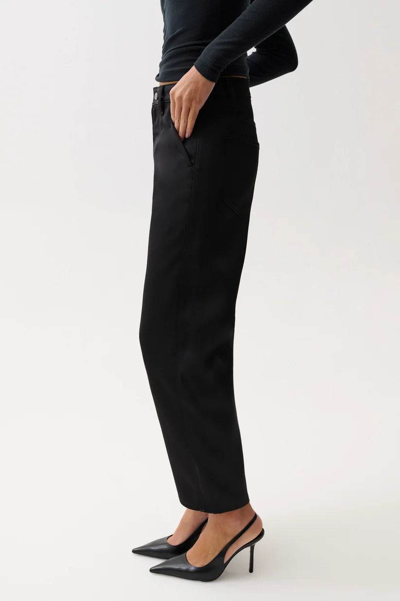 Beau Sateen Seamed Crescent Leg