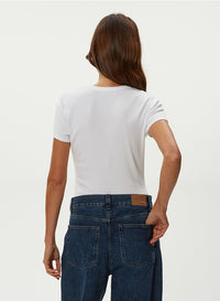 CALLA SCOOPNECK TEE
