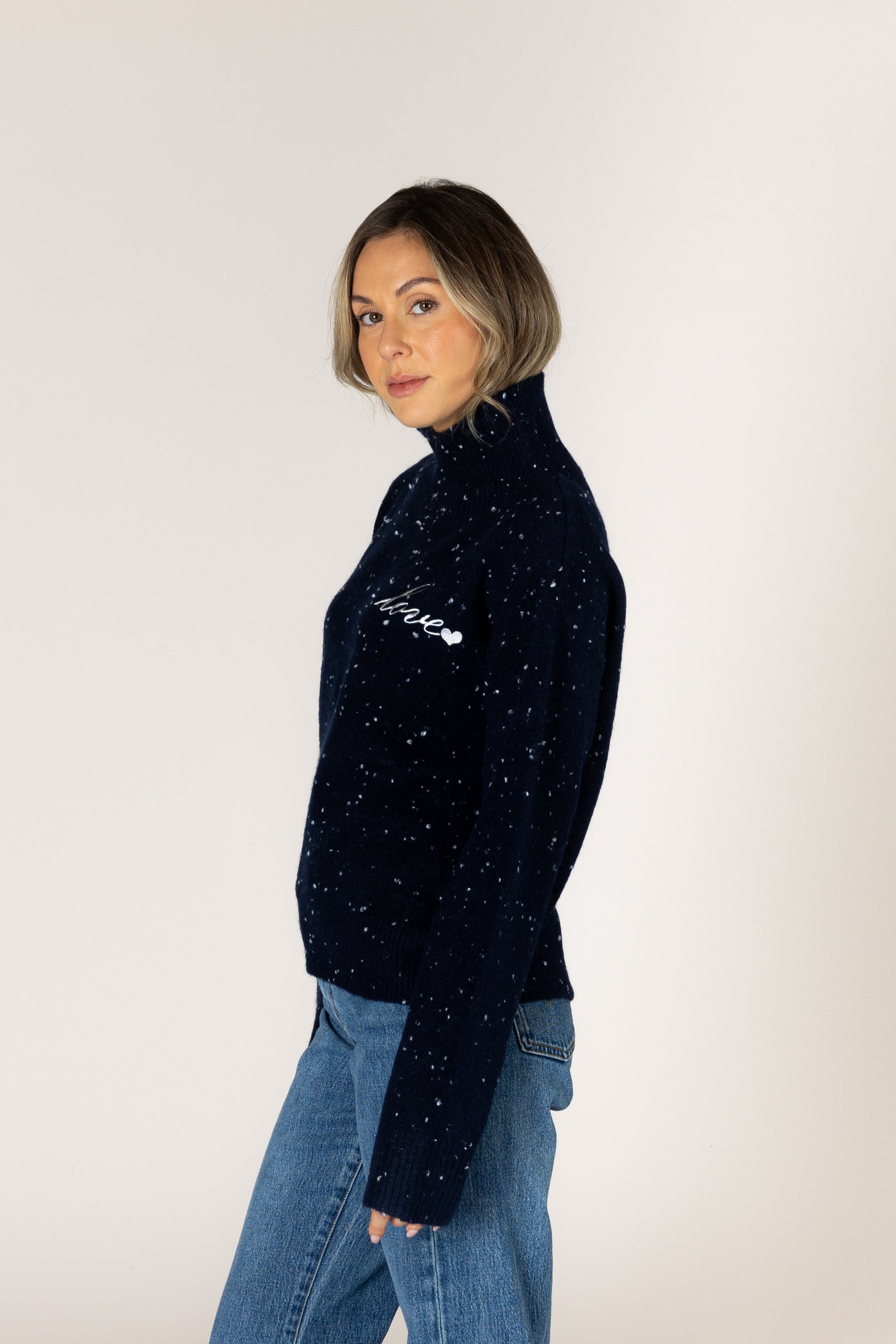 HEART FLECK SWEATER