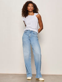 SO TWISTED MUSCLE TEE