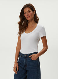 CALLA SCOOPNECK TEE