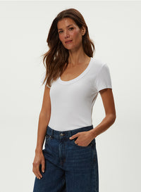 CALLA SCOOPNECK TEE