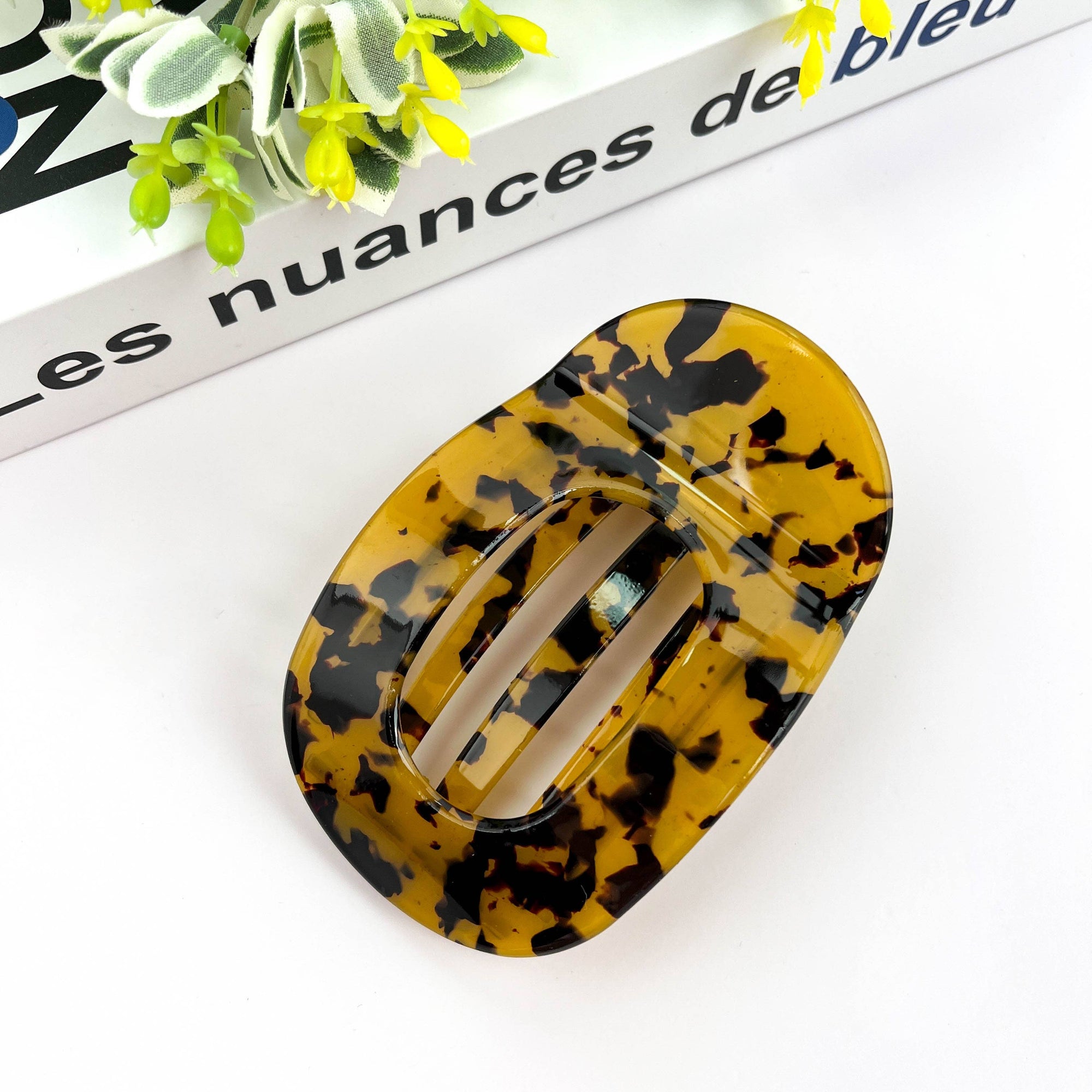 Flat Round Hair Claw Clip