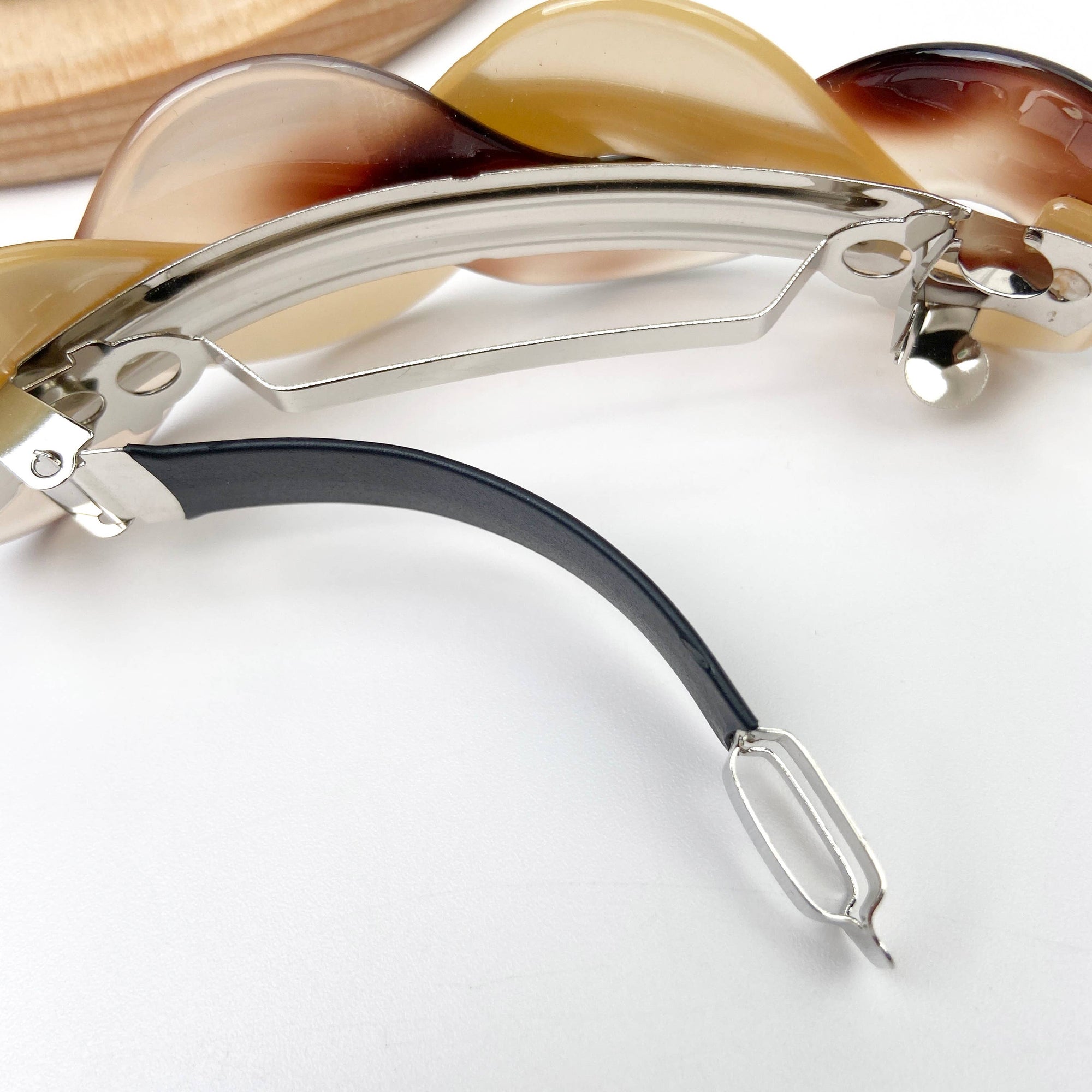 Twisted Duckbill Hair Clip